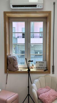 Serviços LIMPEZA ao domicílio/Escritório; Limpezas de Vidro, de Caixilharia, de paredes. Todos os serviços domésticos nós tratamos - Porto - Telhados e Coberturas