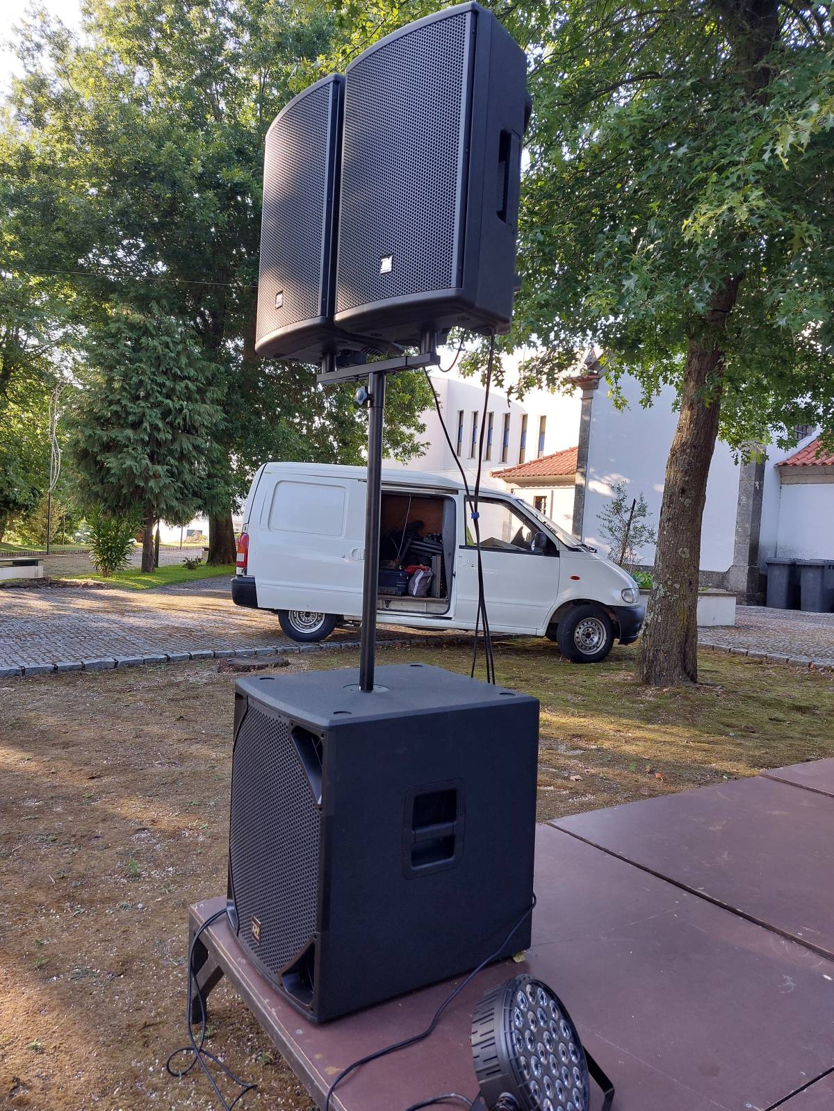 Kardosom - Águeda - Aluguer de Equipamento de Som para Eventos