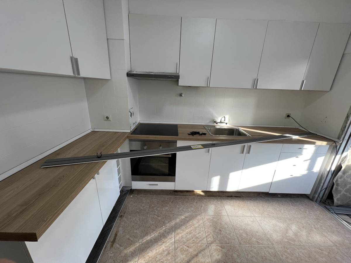 Kaique Martins profissional - Mafra - Instalação de Escadas