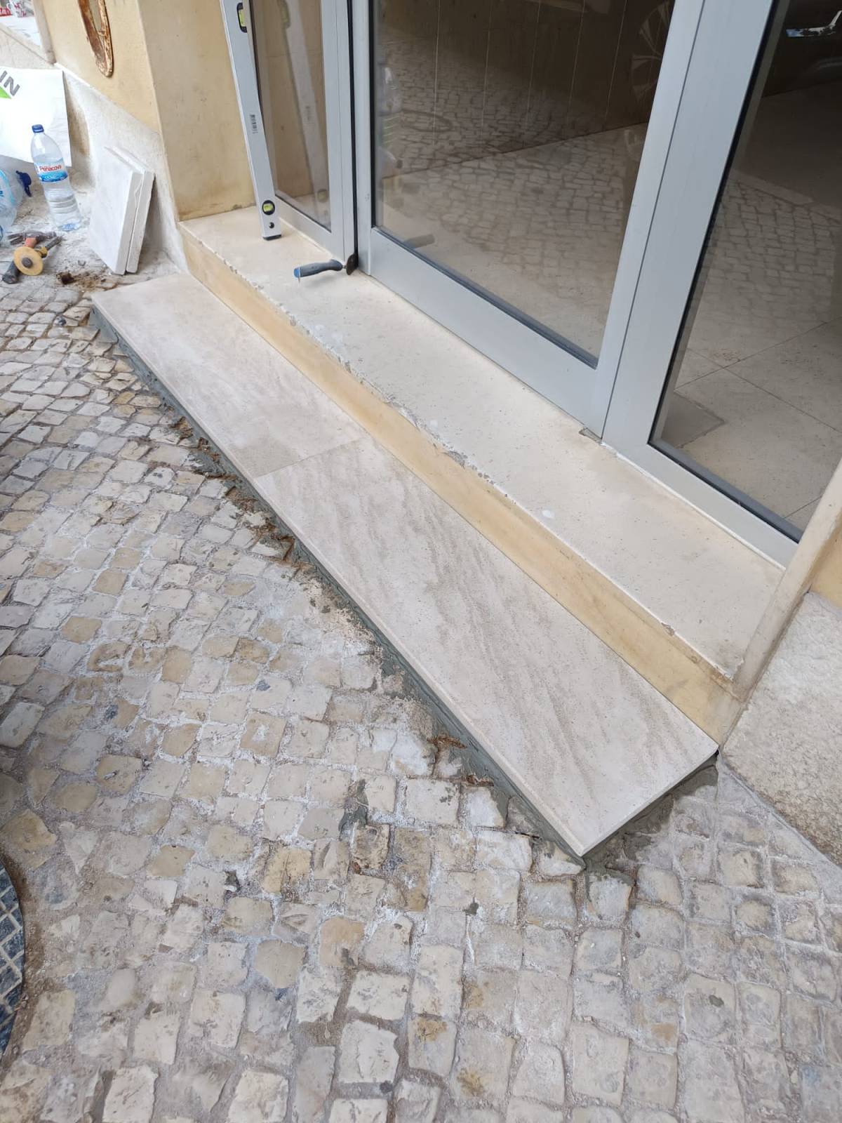 Empire build - Portimão - Construction and Building Services
