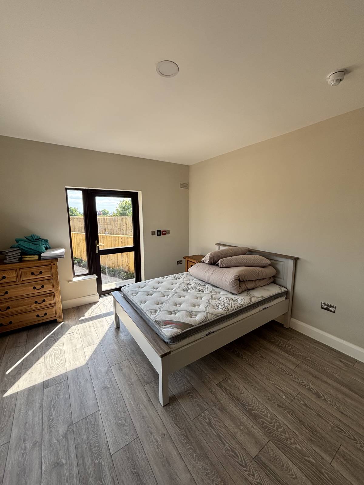 Kenda Design - Vila do Conde - Montagem de Secretária