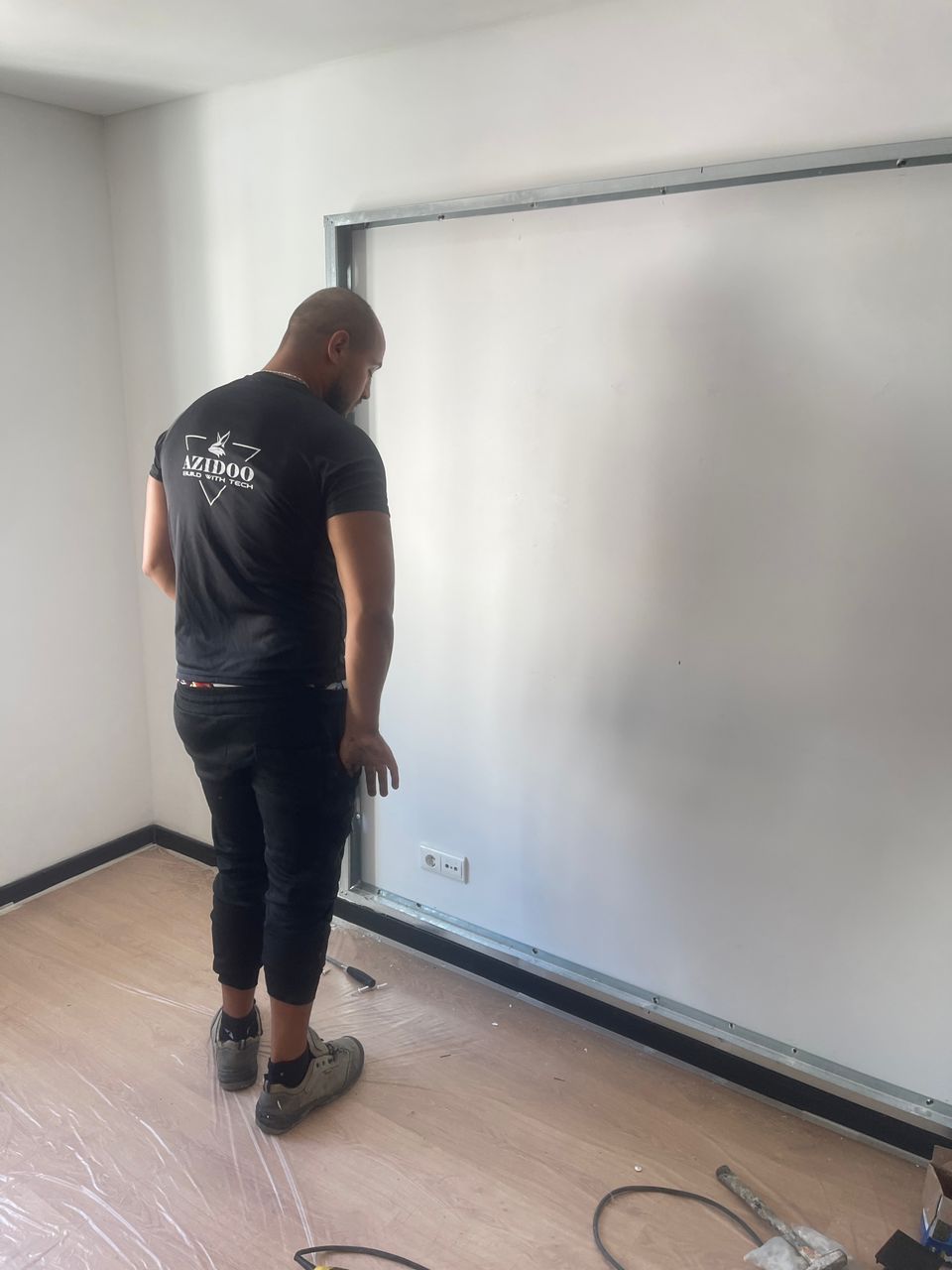 azidoo unipessoal Lda - Marinha Grande - Instalación, reparación o eliminación de revestimientos