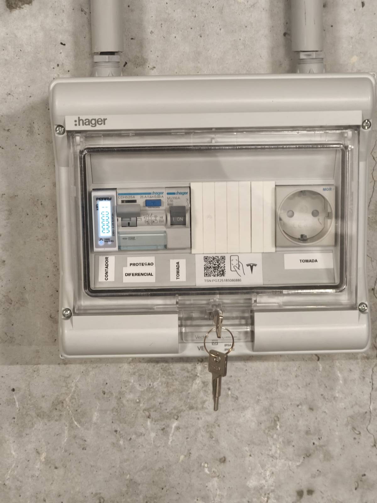 Adriano Quinteiro - Braga - Instalação de Disjuntor ou Caixa de Fusíveis