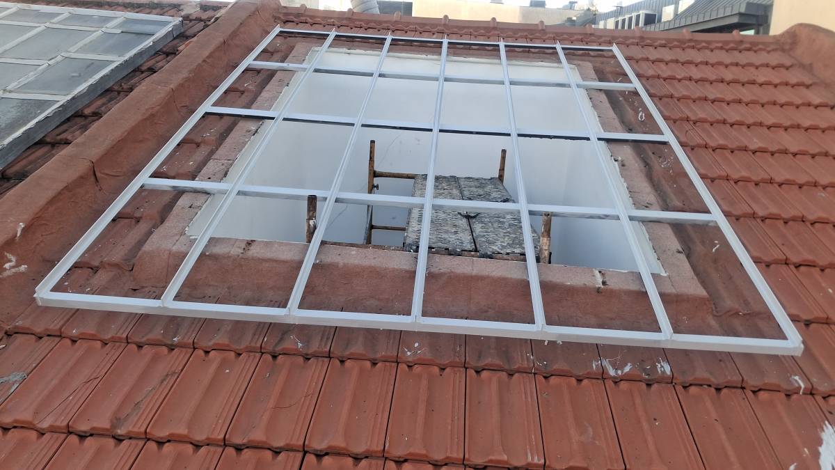 Reaust - Prestação de serviços Limitada - Lisboa - Calfeutrage