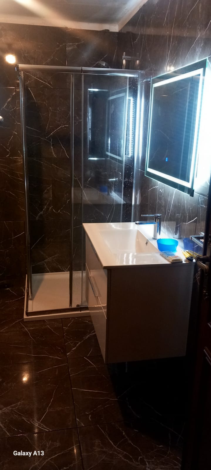 azidoo unipessoal Lda - Marinha Grande - Remodelación de tienda