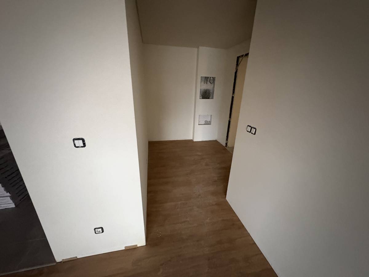 Mactram Remodelações - Setúbal - Innenwand einbauen