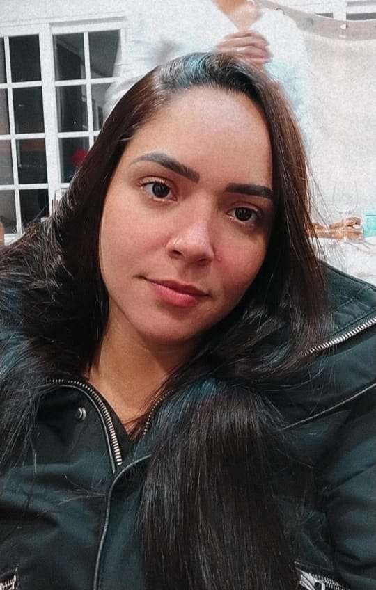 Izabella Vieira - Sintra - Limpeza a Fundo