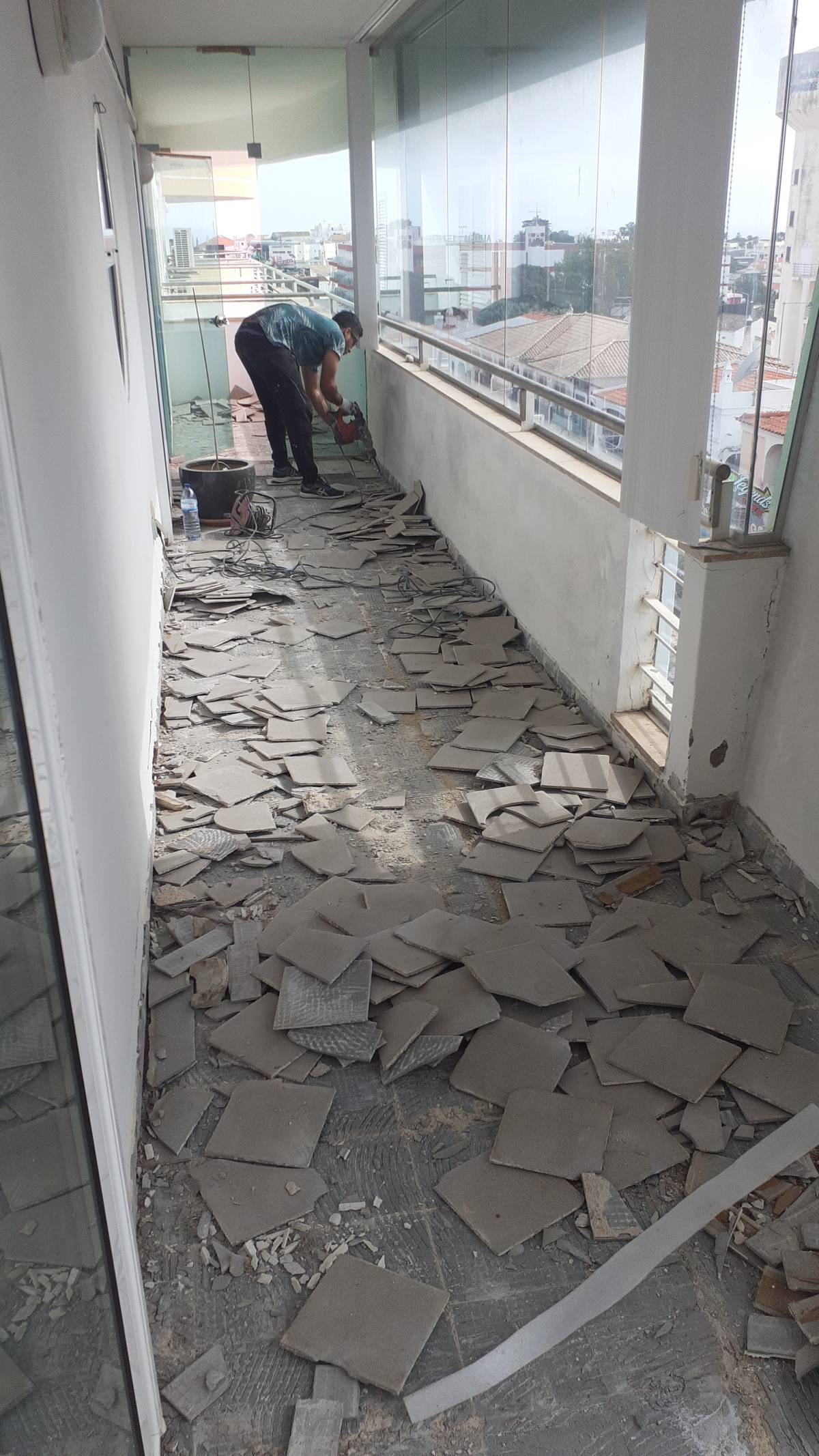 Empire build - Portimão - Floor Tiling