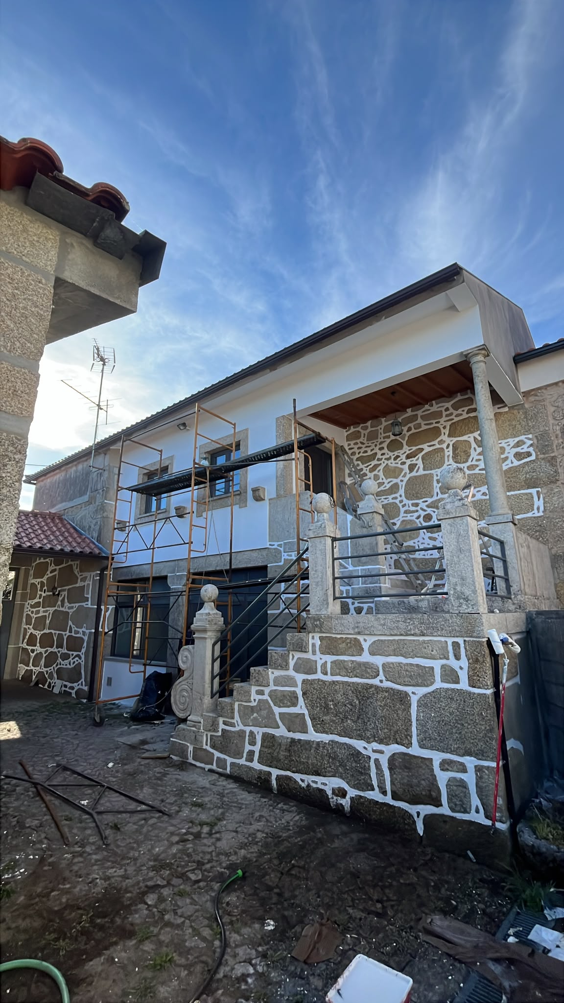 Ks - Barcelos - Remoção de Ervas Daninhas