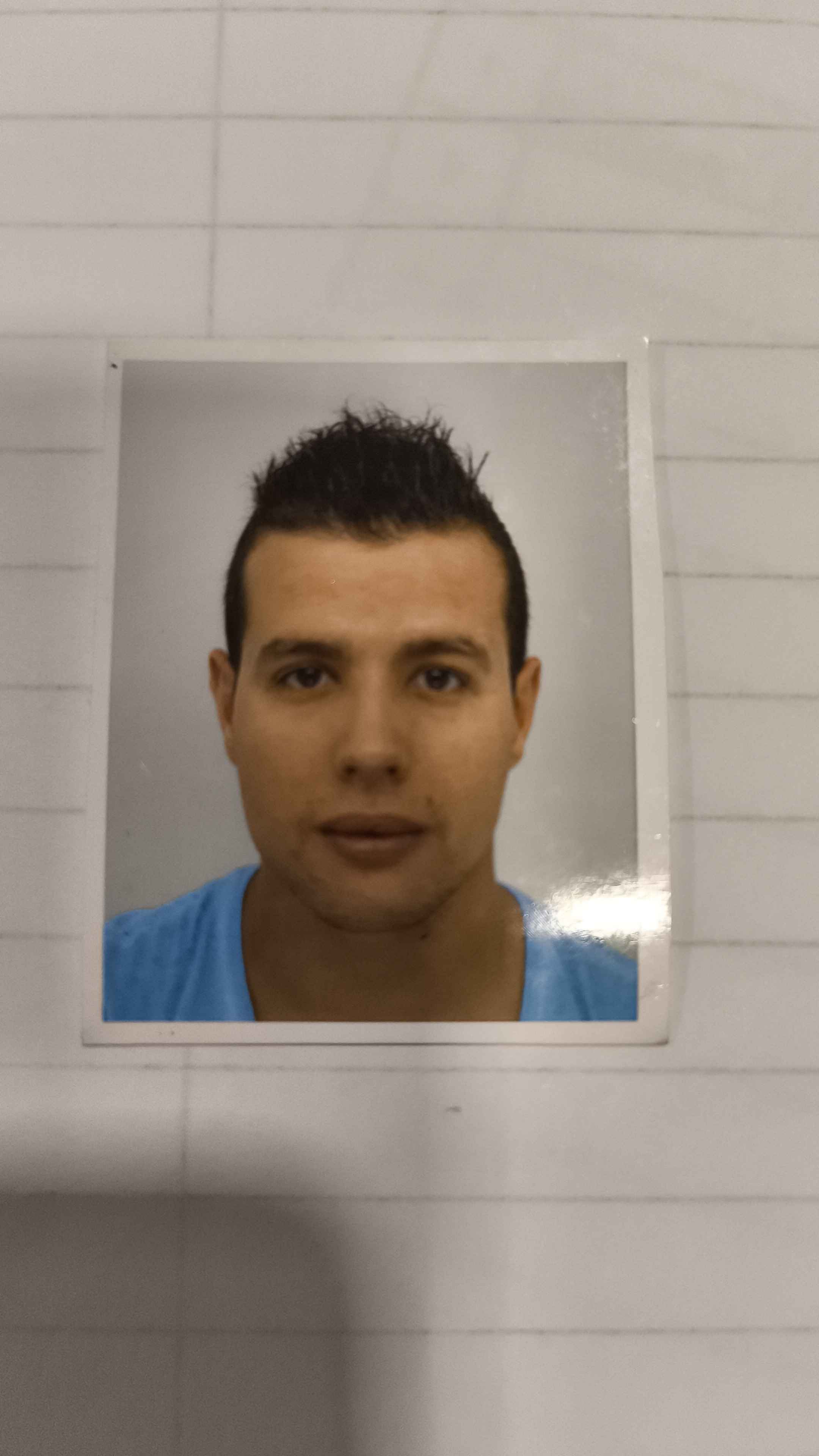 Adriano Quinteiro - Braga - Reparação de Interruptores e Tomadas