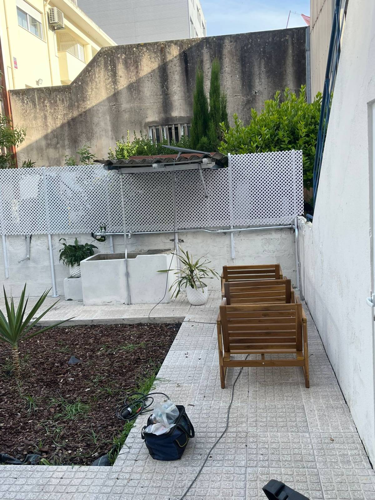 Ks - Barcelos - Construção de Teto Falso