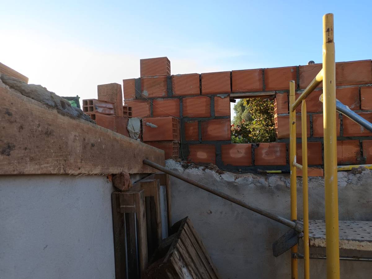 Empire build - Portimão - Additions and Remodels