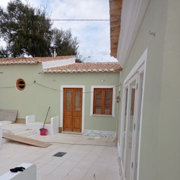 Algarve Pinturas - Cleyton Peixoto - Tavira - Reparação ou Manutenção de Bancada