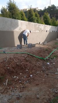 Drywall specialist