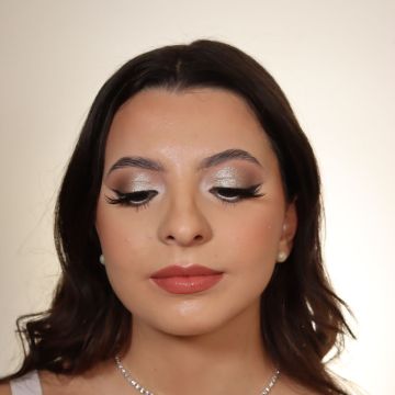 Raquel Brandão - Beauty and Make Up - Matosinhos - Penteados para Eventos