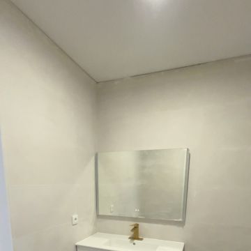 João Soares - Aveiro - Instalación de vinilos o linóleos