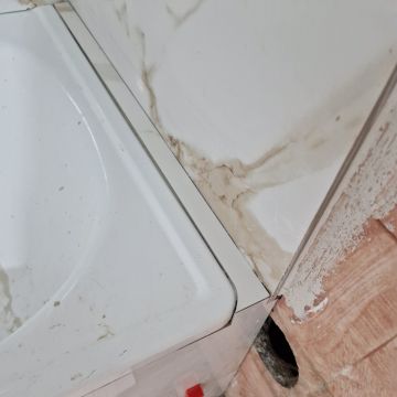 Ruslan - Amadora - Remodelação de Casa de Banho