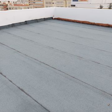 Empire build - Portimão - Kitchen Tiling