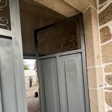 Ks - Barcelos - Reparação de Porta