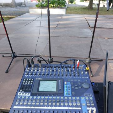 Kardosom - Águeda - Aluguer de Equipamento para Festas