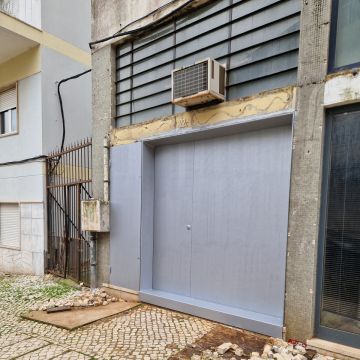 Ruslan - Amadora - Revestimento de Pavimento