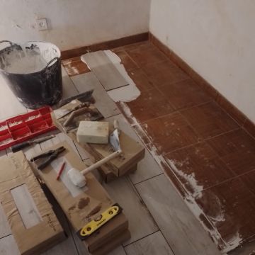 Neivaldo Santos - Nazaré - Instalação, Reparação ou Remoção de Revestimento de Parede