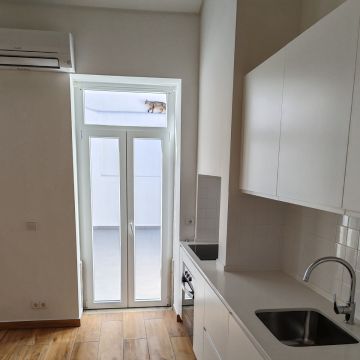 Jamilly - Amadora - Deep or Spring Cleaning