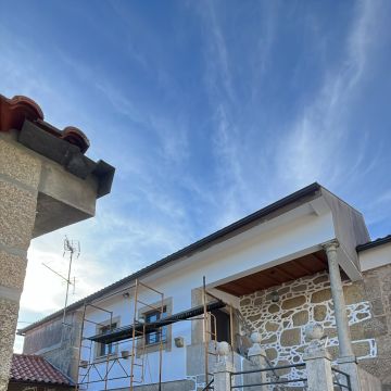 Ks - Barcelos - Remoção de Ervas Daninhas