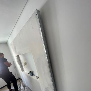 azidoo unipessoal Lda - Marinha Grande - Instalación de escaleras