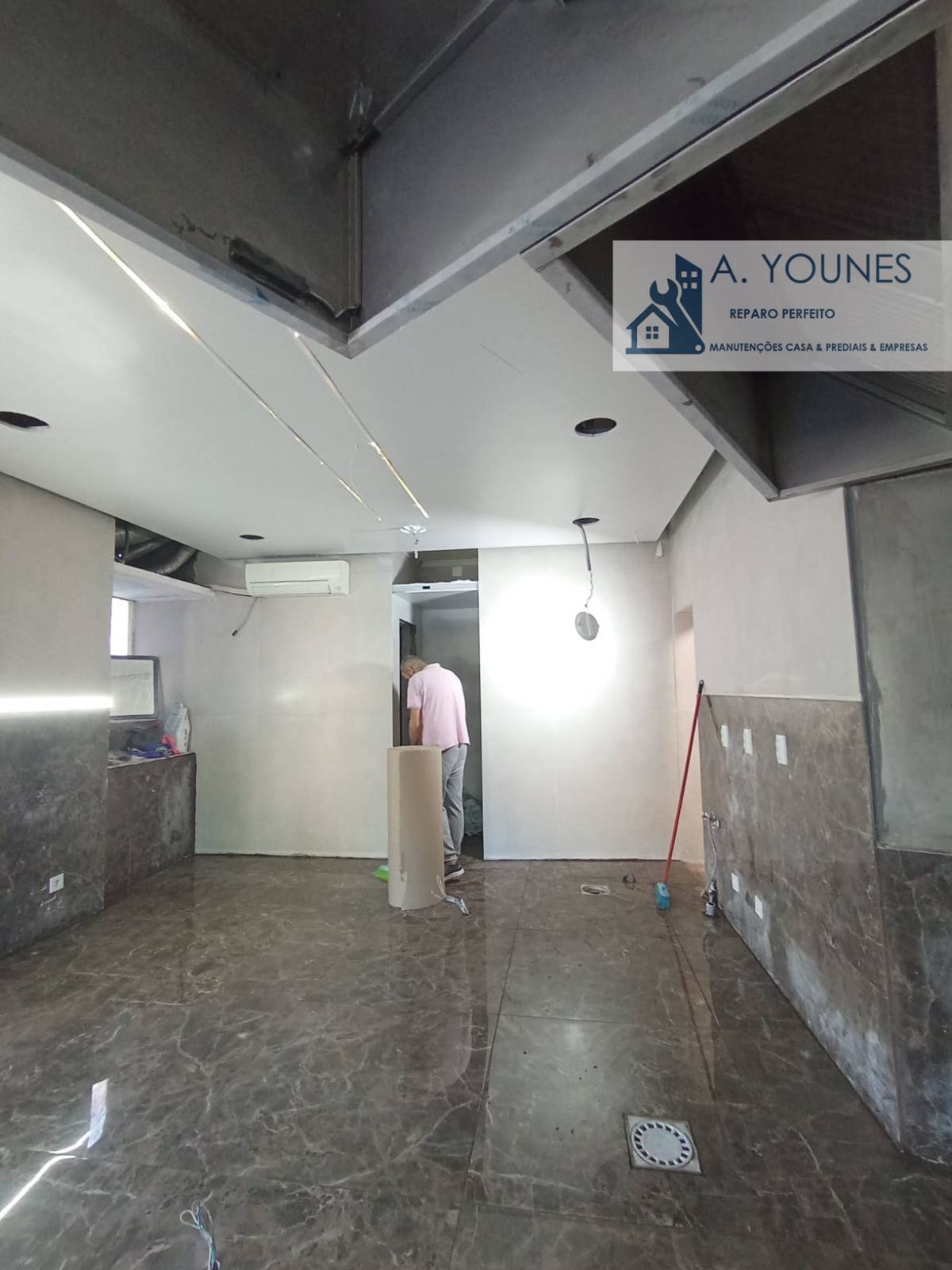 A.younes - Almada - Door Repair