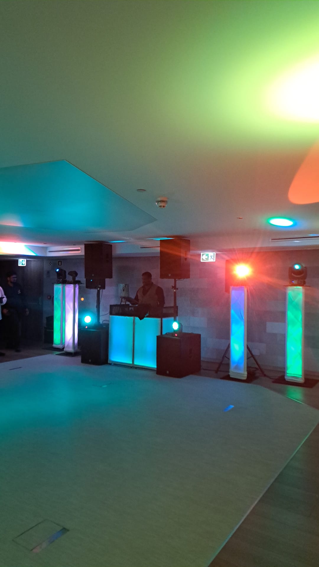 Paullo Baptysta - Silves - Aluguer de Equipamento de Iluminação para Eventos