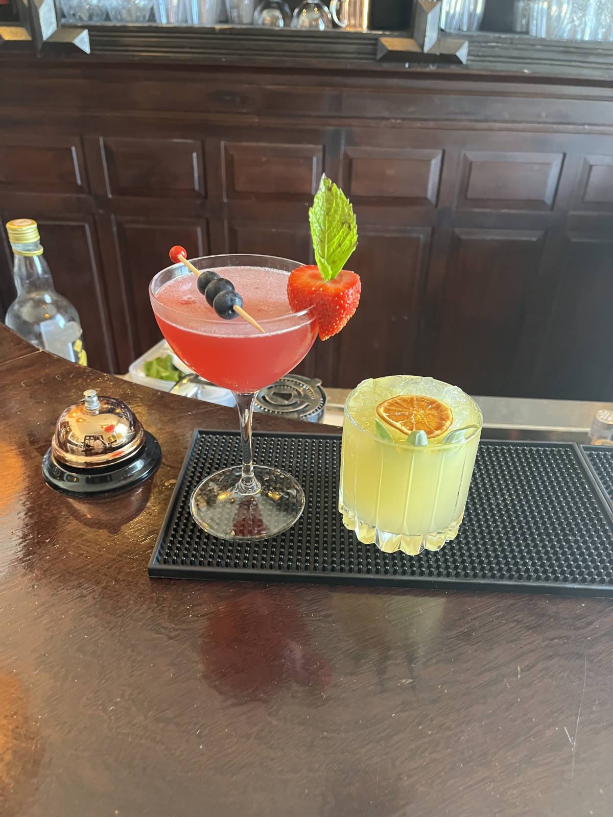 The Bartender Duo - Vila Real de Santo António - Funcionários e Auxiliares