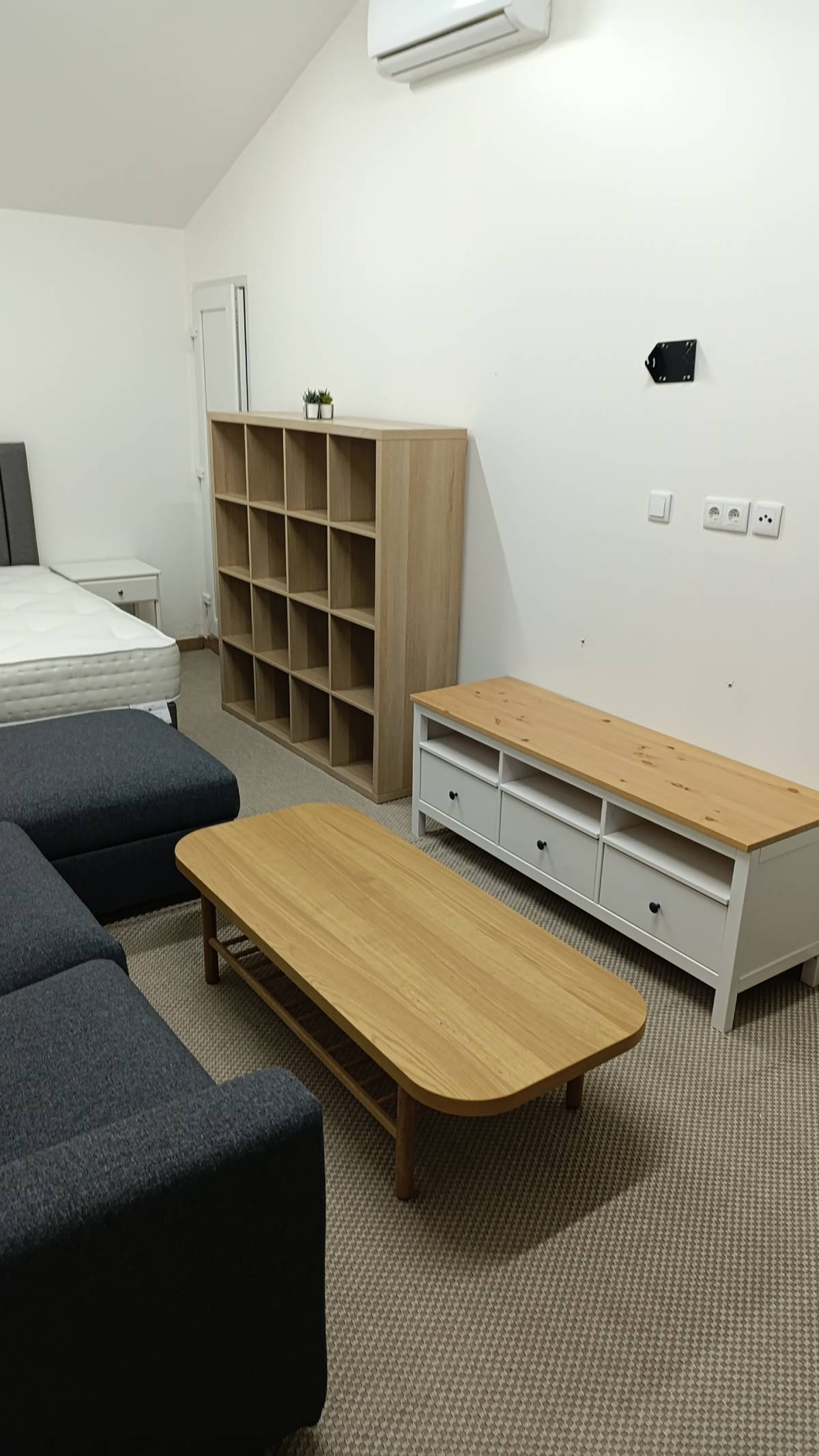 RL técnico de decoração - Faro - Furniture Assembly