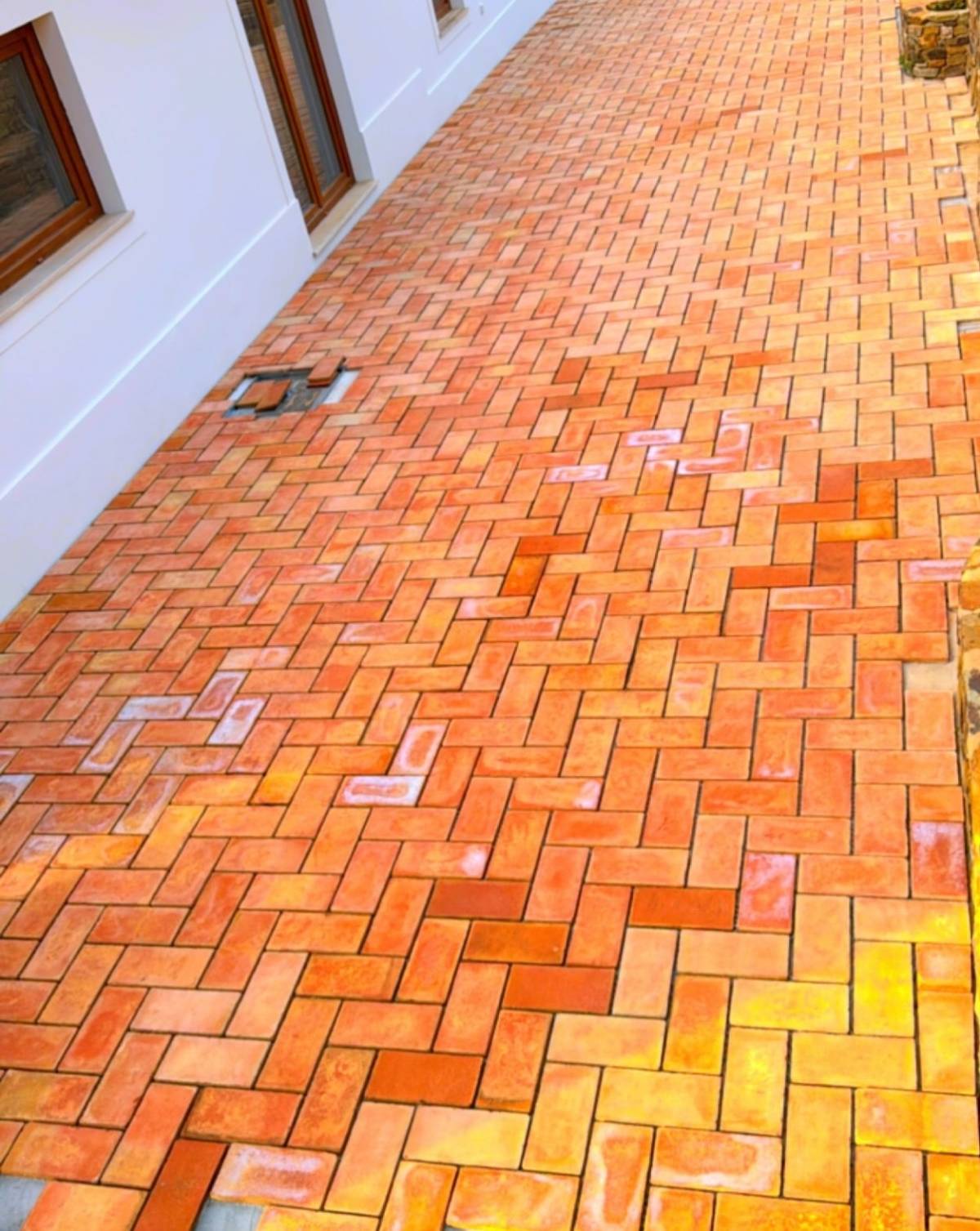 Gustavo Costa Leal - Portimão - Tile Installation