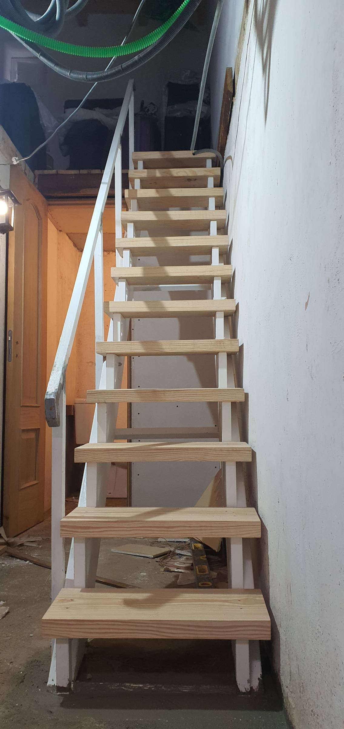 ACC-Qualizone - Sardoal - Baby Gate Assembly and Installation