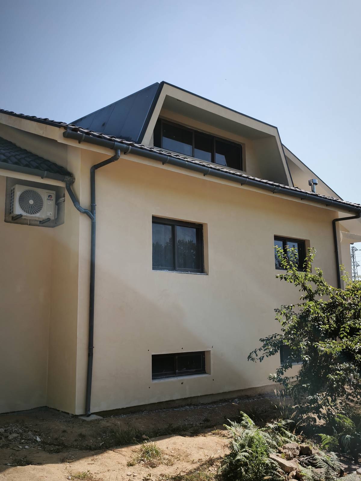 RG Soluções - Espinho - Instalação, Reparação ou Remoção de Revestimento de Parede