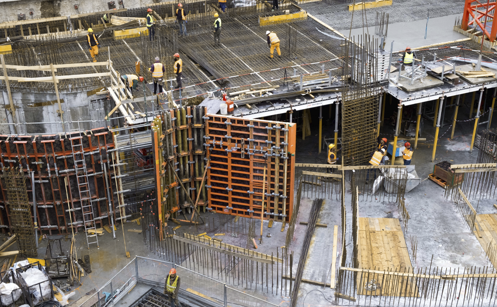 DH Group Recruitment & Building - Paços de Ferreira - Stone or Tile Flooring Installation