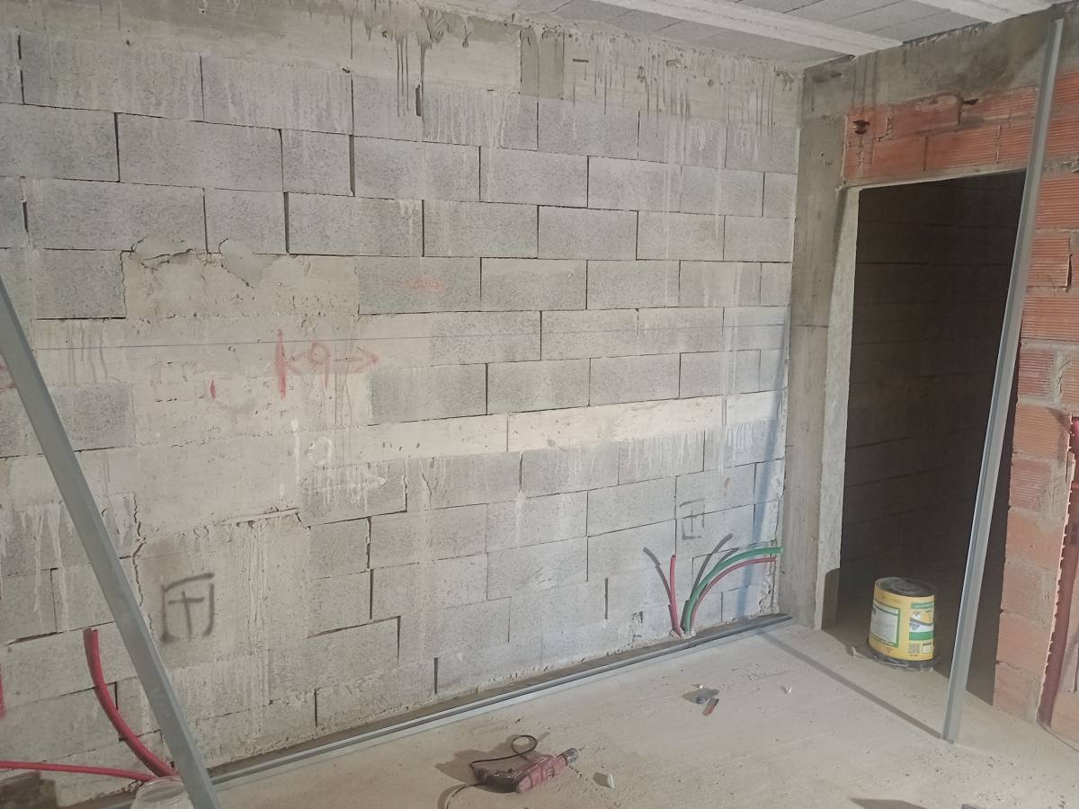 G G Remodelaçoes - Aveiro - Siding Installation, Repair, or Removal
