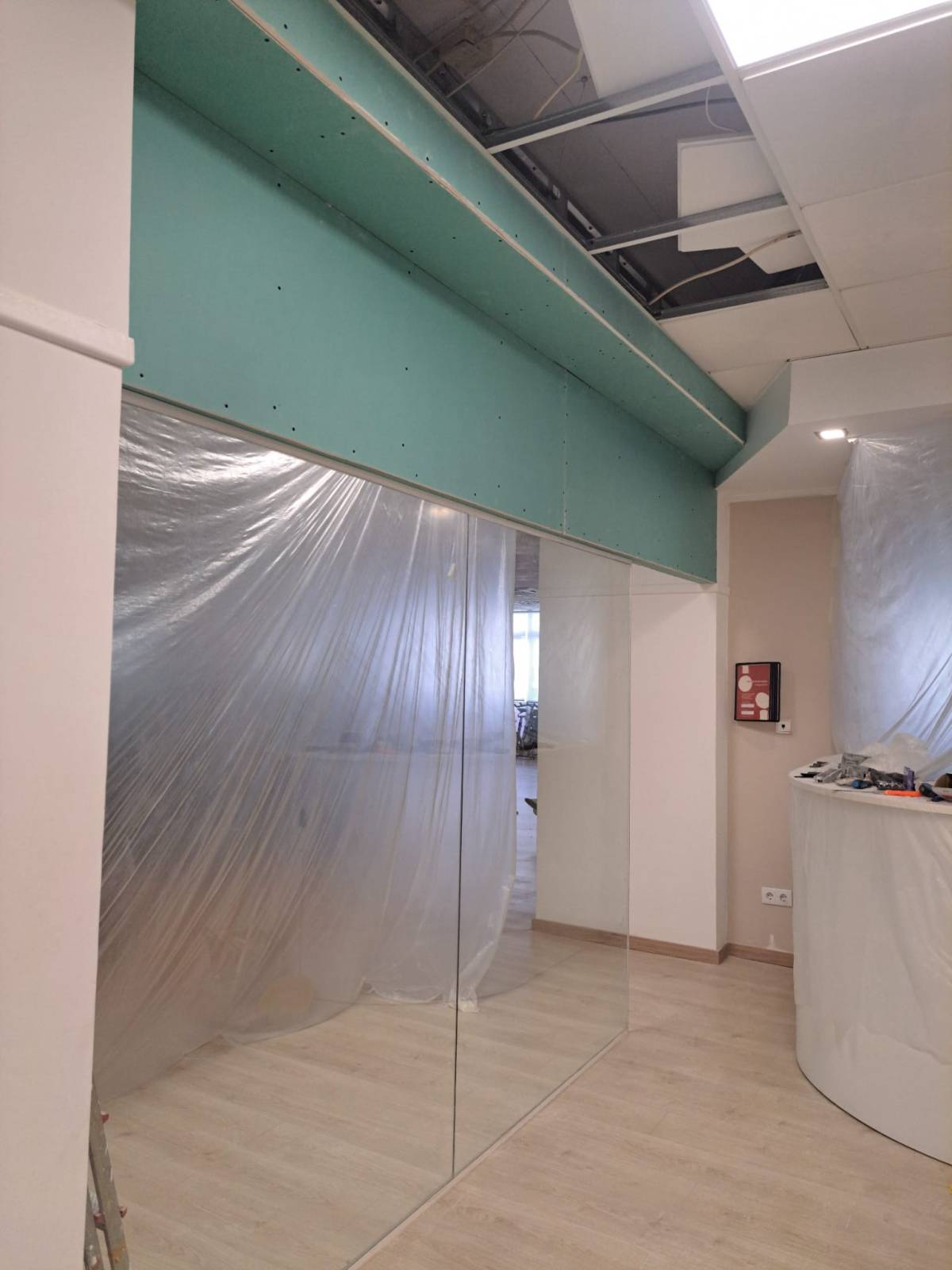 Natal Solutions - Oeiras - Nivelamento de Superfícies em Betão