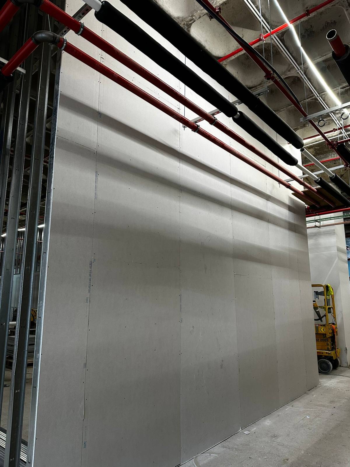 DryTech Solutions - Loures - Montagem de Mesa de Bilhar