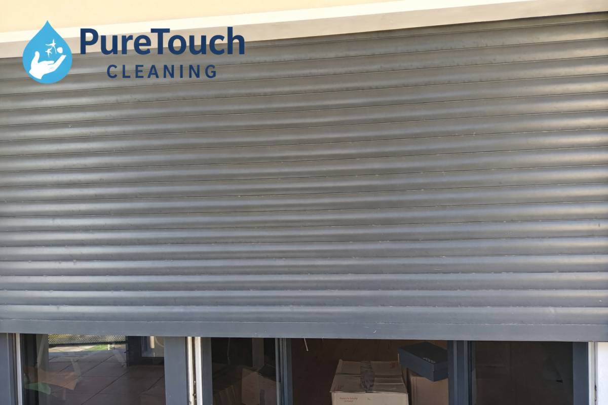 PuretTouch Cleaning - Seixal - Limpeza de Espaço Comercial