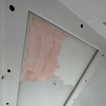 LIRIOS IMPARÁVEIS - Cascais - Store Renovation