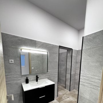 Kaliston&gustavo lda - Almada - Remodelação de Casa de Banho