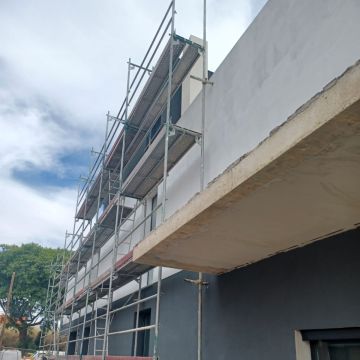 LIRIOS IMPARÁVEIS - Cascais - General Contractor