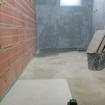 G G Remodelaçoes - Aveiro - Pool Table Assembly