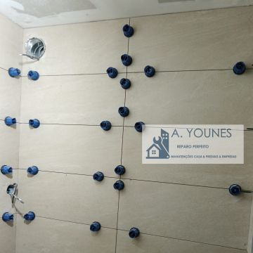 A.younes - Almada - Housekeeper