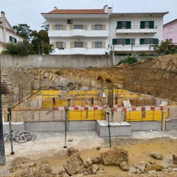 LIRIOS IMPARÁVEIS - Cascais - Construção ou Remodelação de Escadas e Escadarias