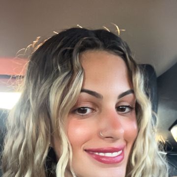 Júlia Giua - Portimão - Basic Math Tutoring