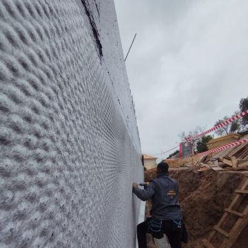 LIRIOS IMPARÁVEIS - Cascais - Drywall Repair and Texturing