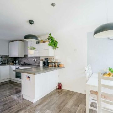 ACC-Qualizone - Sardoal - Deck or Porch Painting